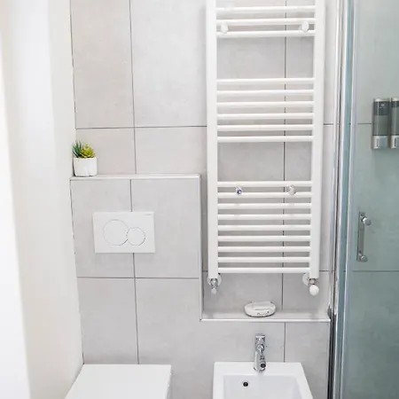 Apartment Tra Maggiore E Dorta Acqua Colazza