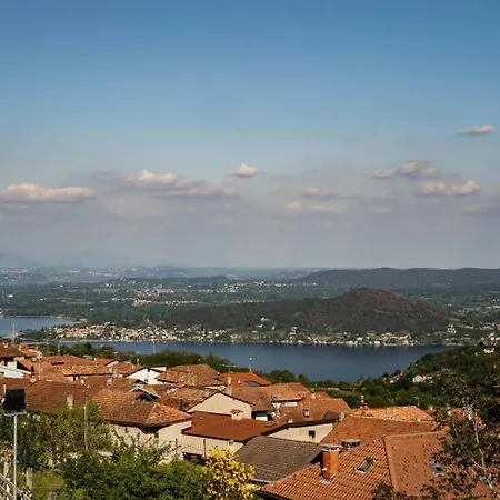 Tra Maggiore E Dorta Acqua Colazza