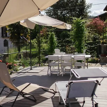 Tra Maggiore E D'orta Acqua Colazza