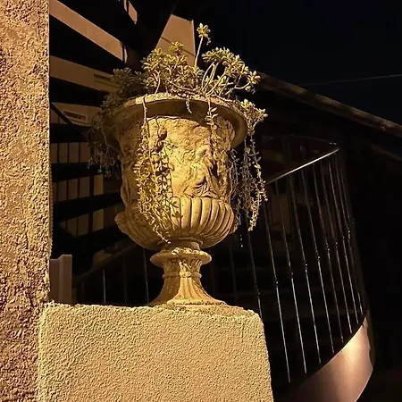 Tra Maggiore E Dorta Acqua Apartment